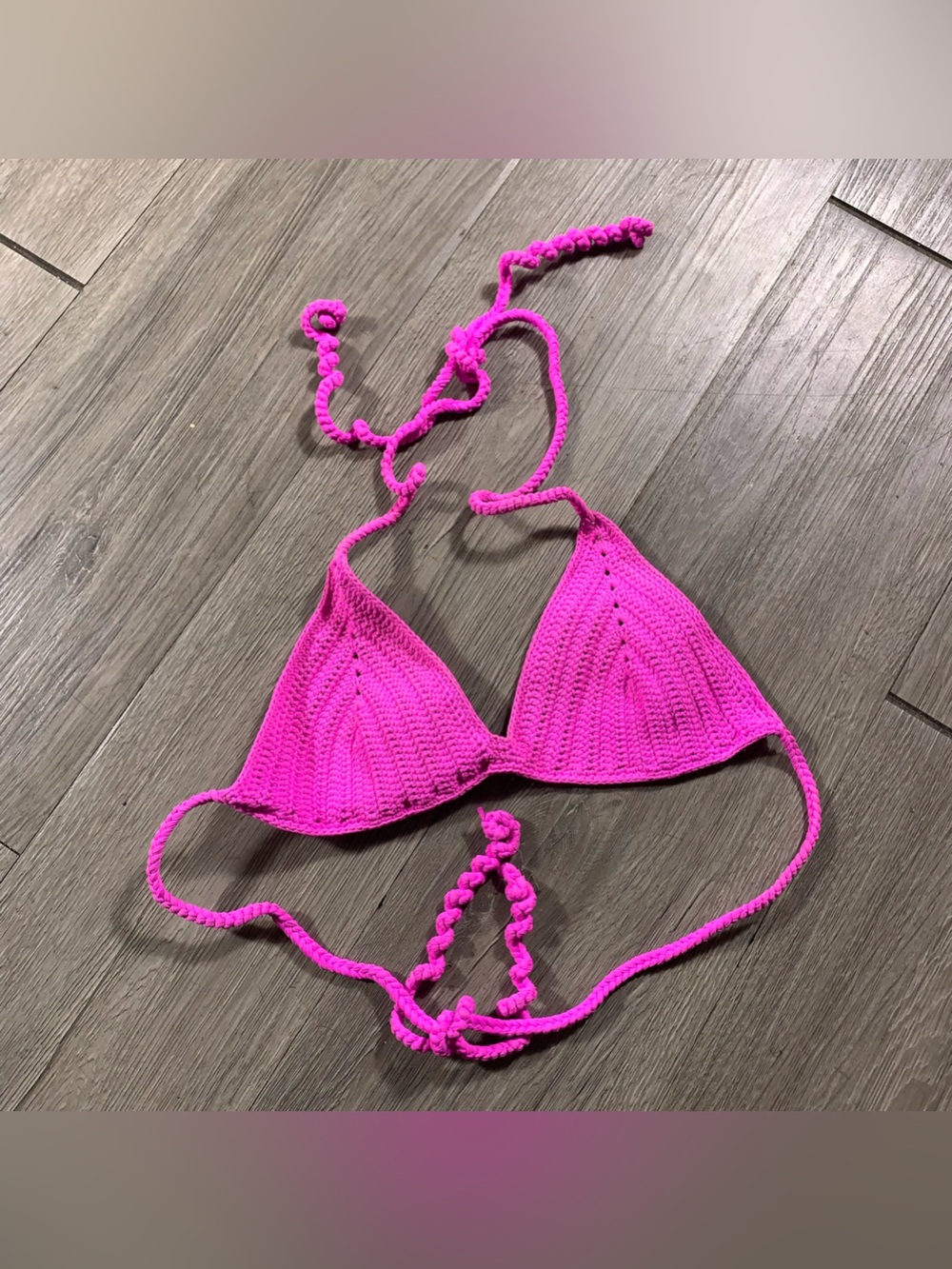 SKIMS Signature Taffy Bubblegum Pink Crochet Triangle Bikini Top size S